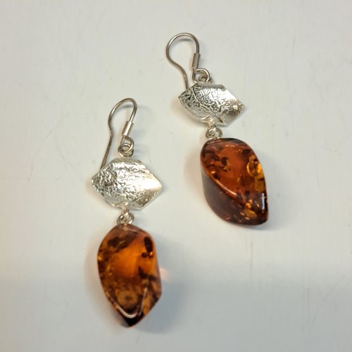 HWG-2422 Earrings, 4-Sided Faceted, Silver Square $70 at Hunter Wolff Gallery